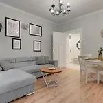 Center By Grand Apartment Gdynia