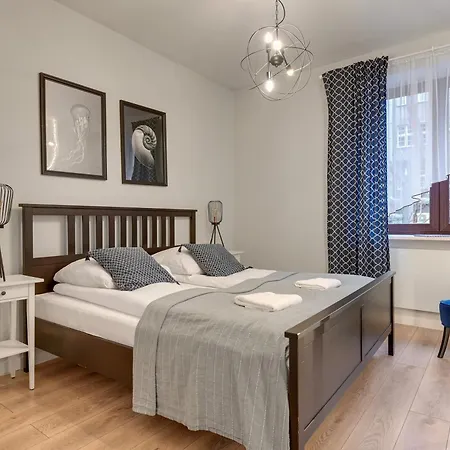 Center By Grand شقة غدينيا